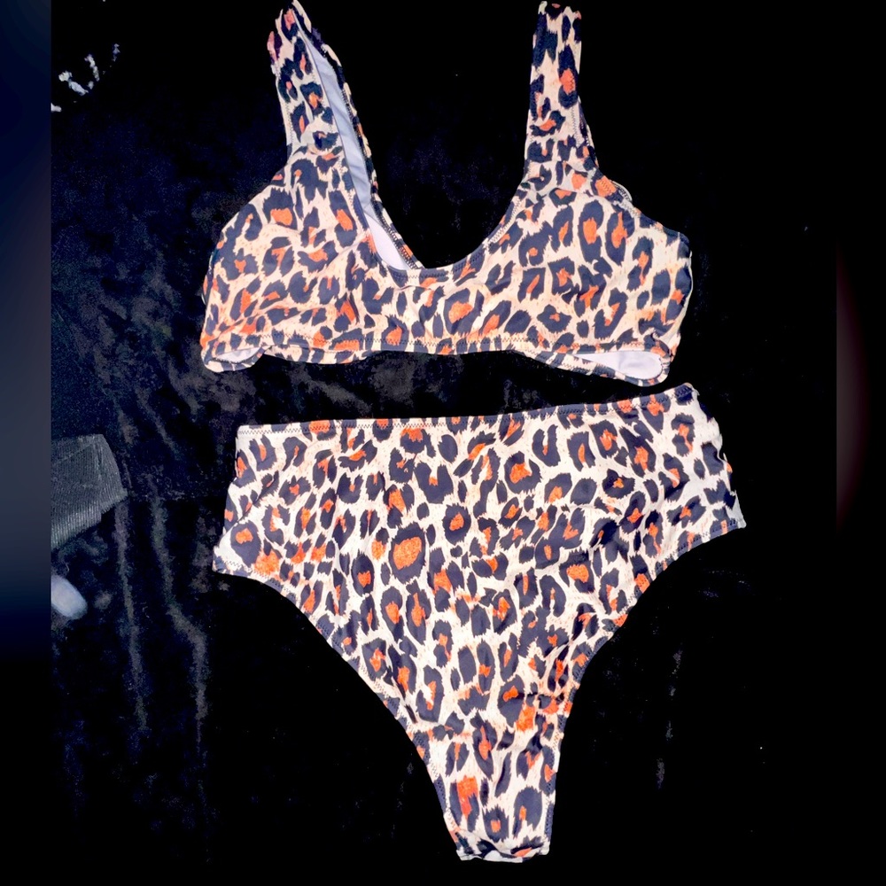2 piece bathing suit